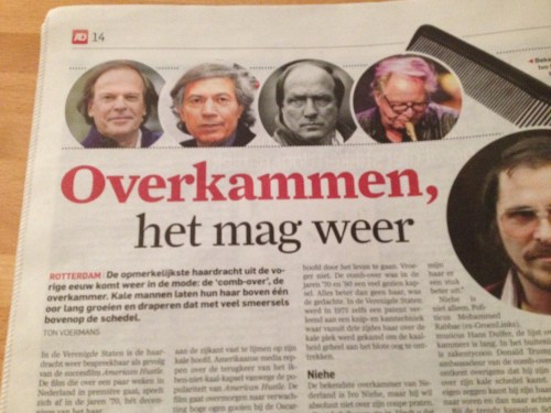 Zo'n kranten'kop' laat me dan meteen weer grijnzen. Ik heb ze gekend,mannen met zo'n kapsel...niet moeders mooiste.