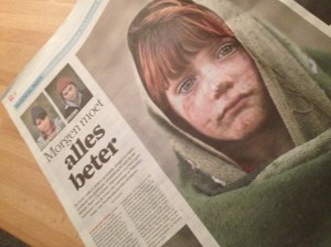 Ze vlogen me aan, de Afghaanse kinderen. Vluchtelingen die leven in bittere armoede, Kinderen van de rekening, Een wrang begin van de dag.