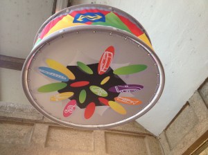 De versiering hangt op Maastricht centraal. Carnaval is een feit..Alaaf!