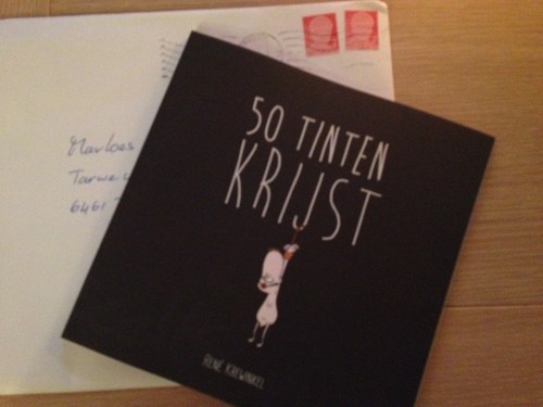 Het cadeautje van vandaag. 50 tinten krijst laat grijnzen. Zen