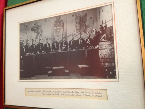 Oude foto's. Tweede van links mijn grootvader. Mooi om hem hier zo terug te zien.