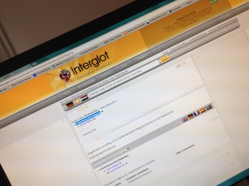 Op jacht naar de juiste vertaling.. Fehlerbenachrigtigung