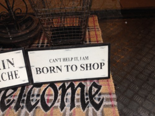 Can't help it...Ik kan shoppen zonder geld. Gewoon mijn ogen de kost geven.