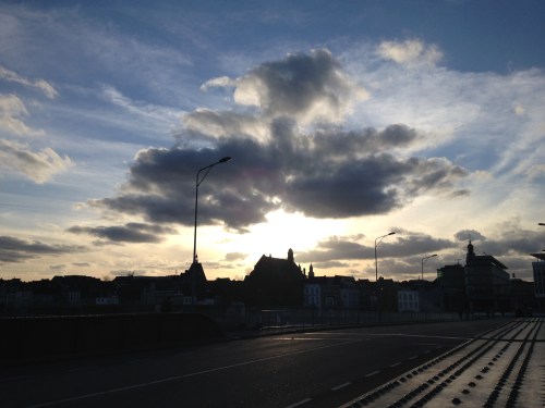 Dan is de dag alweer om...Maastricht straalt me toe.