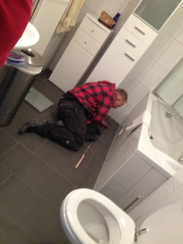 Bob de bouwer komt langs om de laatste puntjes op de i te zetten. De verbouwing komt nu echt van de grond.