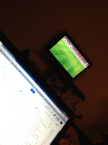 Voeten op tafel, voetbal op tv en ploggen tot besluit....Tot morgen!
