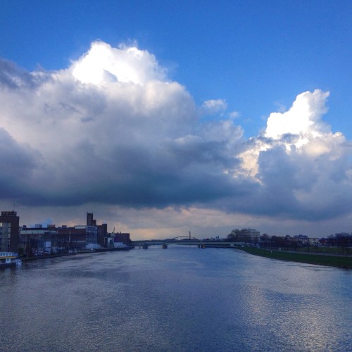 Blauw op blauw, aan deze kant ziet de lucht er weer heel anders uit.
