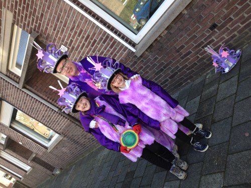 Deze kinderen lopen vandaag mee...blijheid