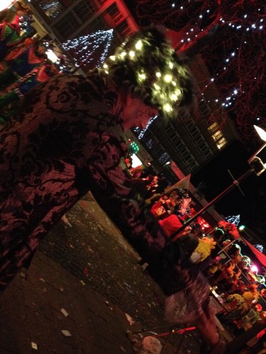 Het bleef nog lang luidruchtig in het dorp