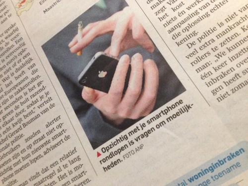 Zakkenrollers trekken voorbij en hebben het voornamelijk op onze telefoons voorzien. Slecht nieuws voor ploggers die (zoals ik) de hele dag met dit ding lopen te zwaaien