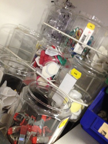 Potjes vol dingen waar ik de naam niet eens van weet.