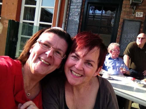 Na twee glazen wijn toch maar een twofie..