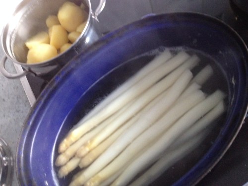 En dan is het eten klaar en houd ik het weer voor gezien. Dag dag, tot morgen!