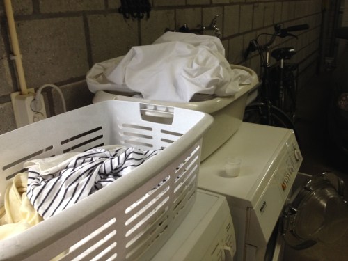 Laat ik nou gewoon maar eens aan het werk gaan. Wassen!