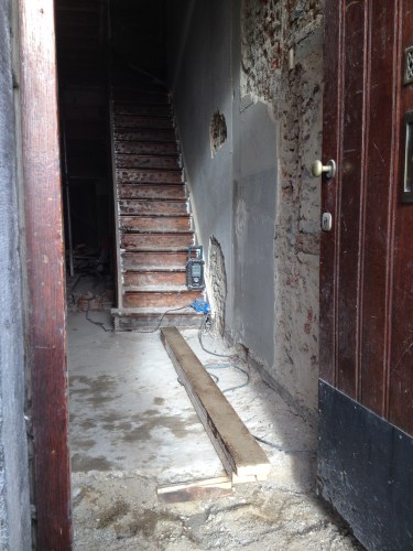 Kale boel bij de buren