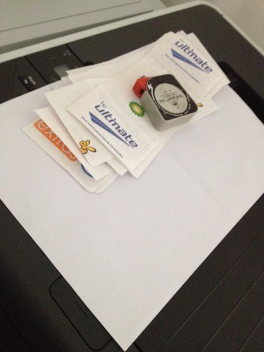 Om te voorkomen dat bonnetjes wegwaaien heb je goed gereedschap nodig. Is bij ons overal te vinden