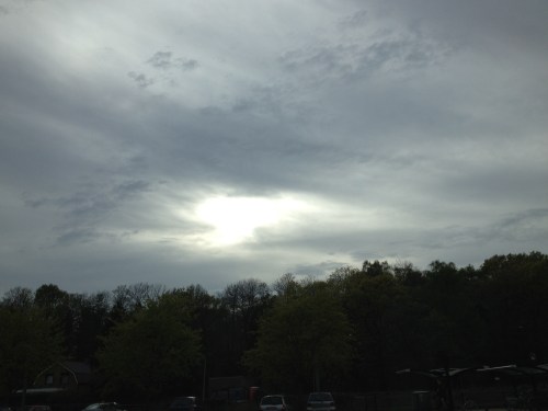 Bijna thuis lijkt de hemel zich te sluiten