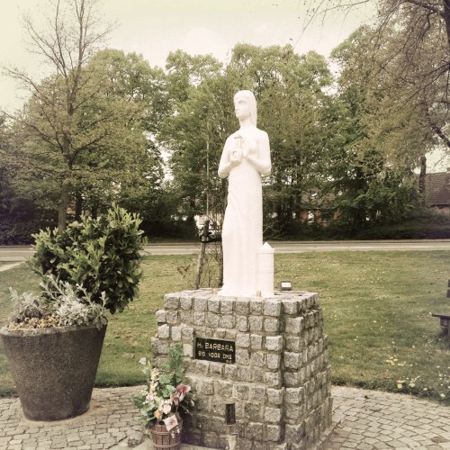 Dit beeld heb ik tot nu toe nog niet vastgelegd...vandaag  maar eens doen dan.