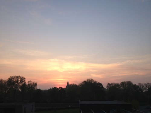 De eerste foto van het ontwaken van de dag...