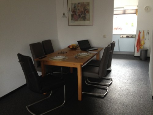 Weer gesleept met meubels. Zo is het goed. Dag dag, tot morgen!