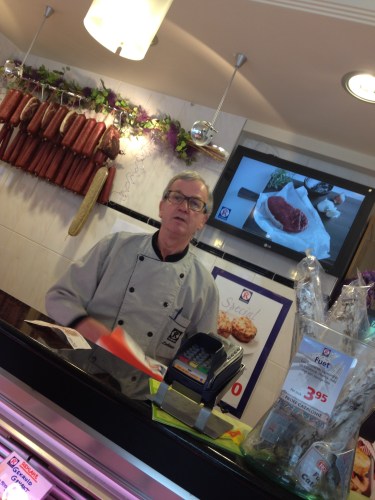 Mag ik voorstellen, Bremen is de naam, May Bremen. 