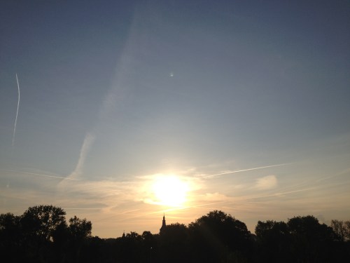 Straal maar zon, het is een feestelijke dag