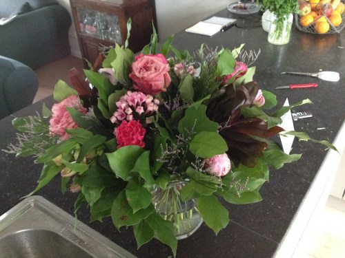 Ik zoek een vaas, snij stelen af en klaar...