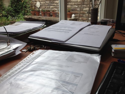 Terug aan het werk. Is de stapel echt kleiner geworden?