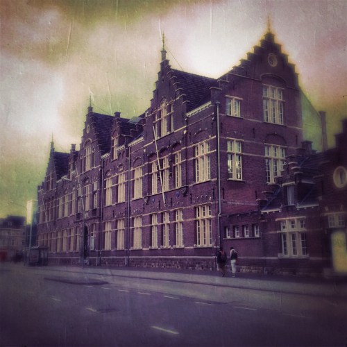 Bijna bij het station.