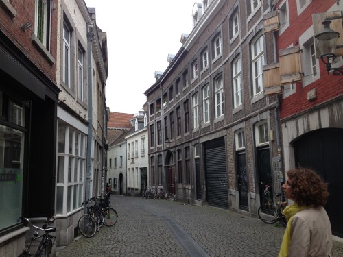 Céline zoekt Sushi in de Jodenstraat