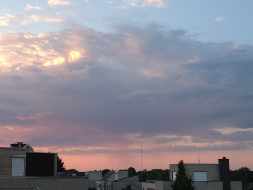 Gelukkig, het gaat voorbij. Tijd om opgelucht adem te halen. Dag dag, tot morgen!