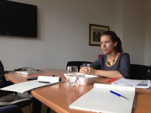 Fraulein Phyllis..aufpassen bitte