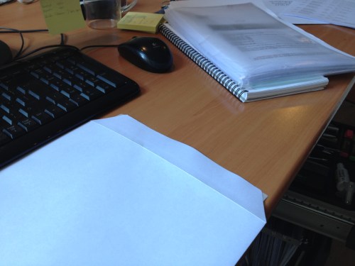 Losse eindjes aan elkaar knopen en postzaken sluiten.