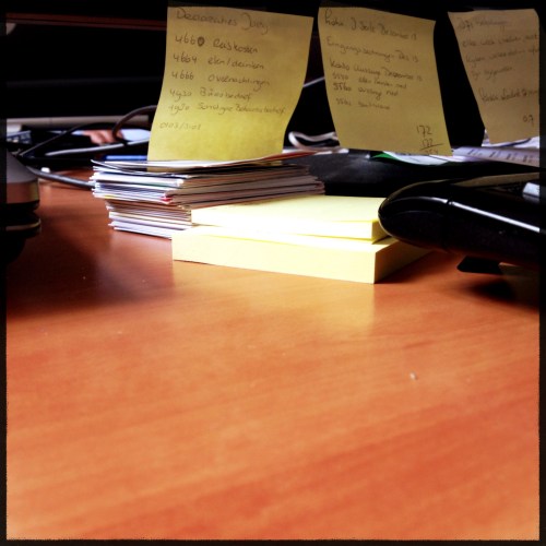 Nieuwe stapeltjes, maar wel klein.