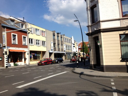 Vroeger hadden we feesttenten, nu karren...