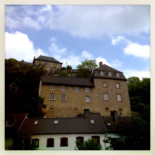 Dag kasteel, we gaan weer verder.