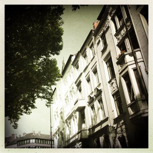 Oude gevels in de zon.