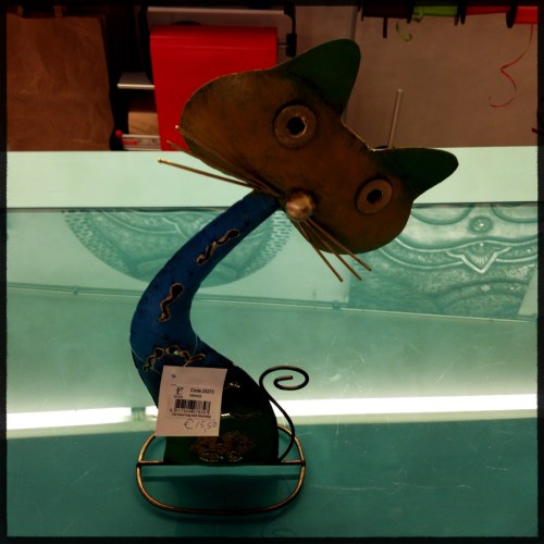 De blauwe kat komt in aanmerking voor adoptie