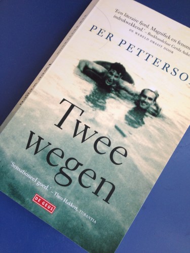 Dit boek werd aangeprezen bij DWDD. Ik vond er echt helemaal niets aan. Wie het hebben wil...you're welcome