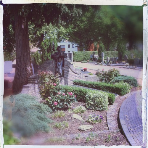 Kerkhof II. Checken of hier niets veranderd is 