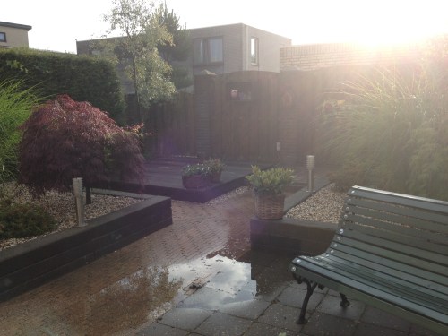 De nachtelijke onweersbuien hebben hun sporen achterggelaten