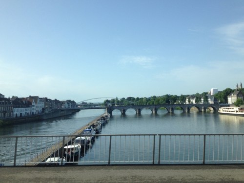Hallo Maastricht, Ook weer in rustig vaarwater terechtgekomen zie ik.
