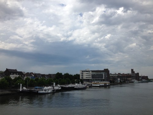 Dag Maastricht. je ziet er woest uit zo.