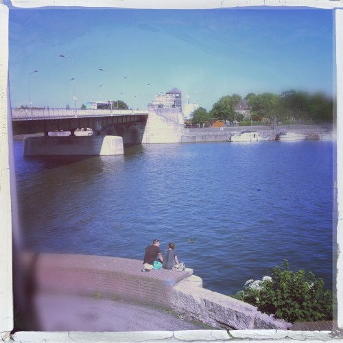 Oohh, rendez-vous , I want a rendez-vous ~Springsteen ~De dag is omgevlogen en ik haast mij naar het station.