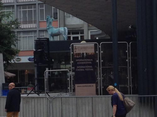 We gaan doen waar we dol op zijn. Zingen op de Markt. Een nieuw evenement is geboren CantaRode