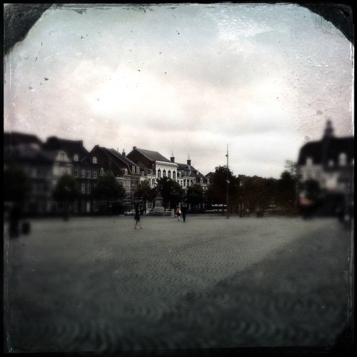 Ik heb weer een 'leeg' moment. De markt lijkt uitgestorven.