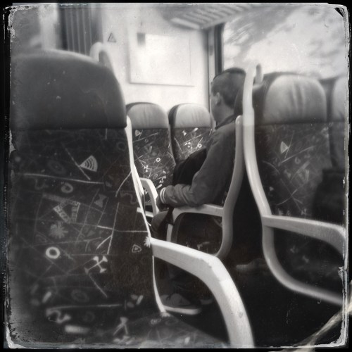 Zelfs in de trein is het beeld troosteloos