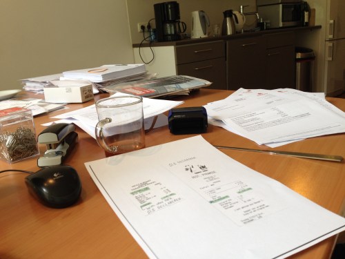 Binnen de kortste keren verschijnen de stapels weer.