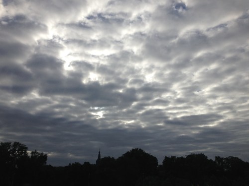 Er lijkt een sprankje licht te gloren aan de horizon, maar of dat ook nog iets wordt?