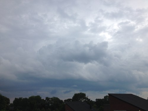 Hier hangt iets in de lucht.